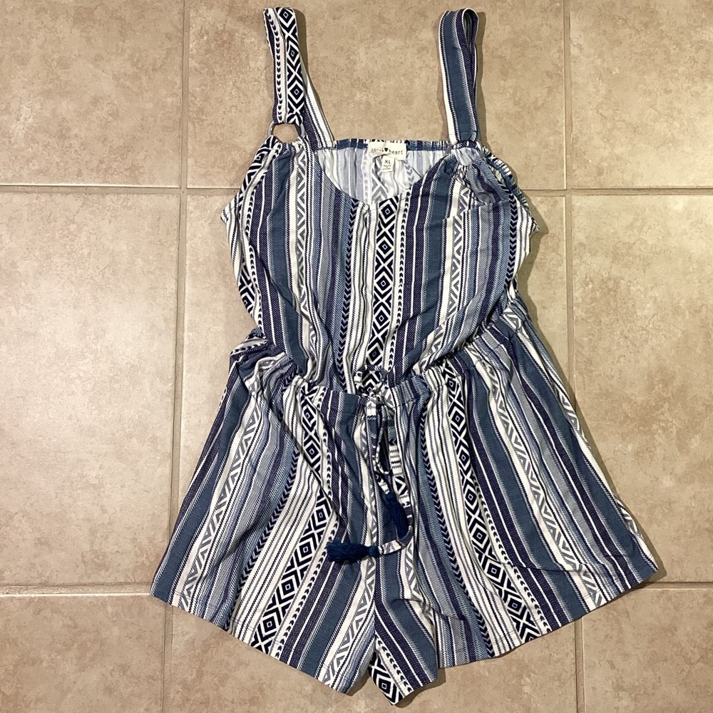 Derek Heart Blue and White Patterned Short Romper Juniors Size XL
